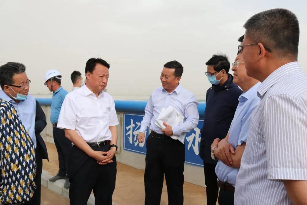 寧夏回族自治區副主席王和山一行調研銀川都市圈城鄉西線供水工程西夏水庫建設運行情況